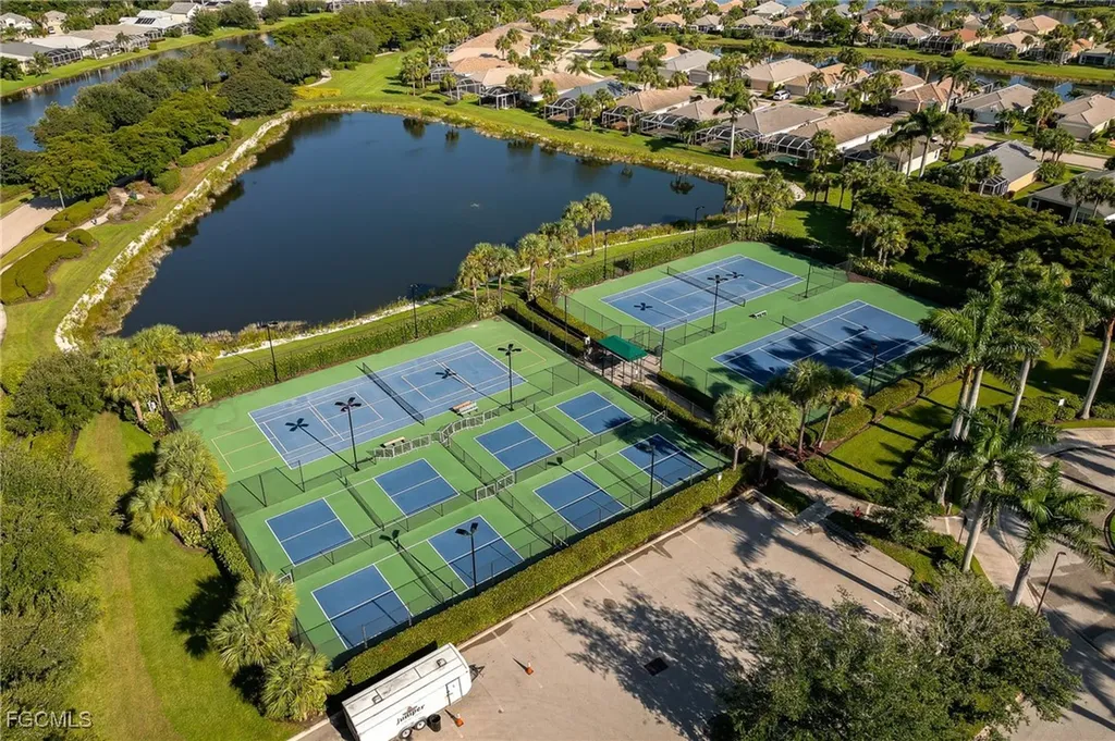 2476 Belleville Court Cape Coral FL 33991