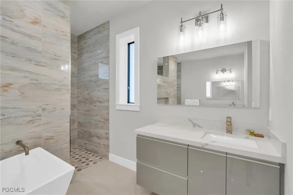 1103 SE 18th Street Cape Coral FL 33990