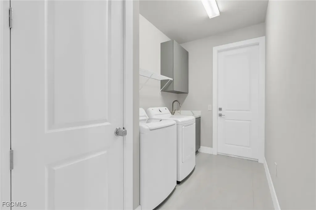 1103 SE 18th Street Cape Coral FL 33990