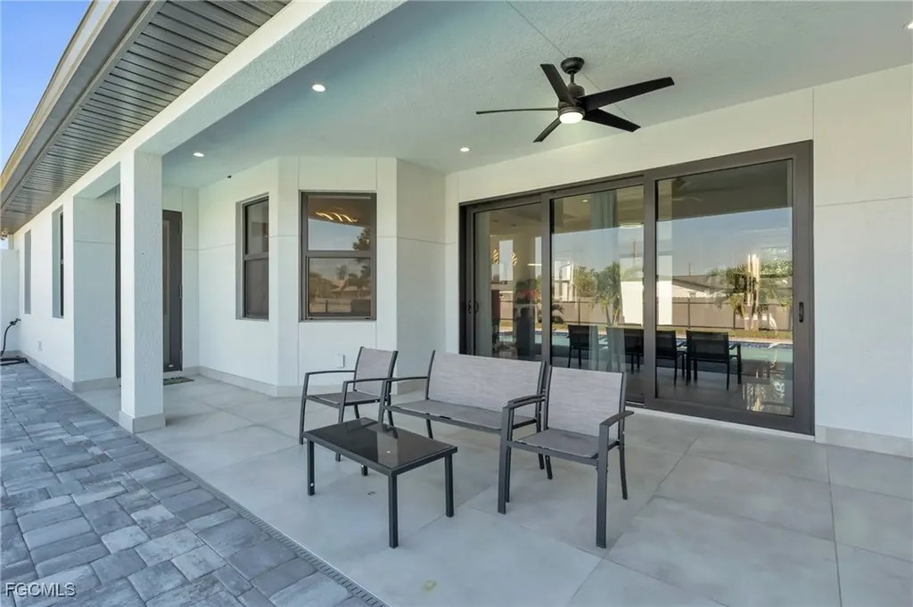 1103 SE 18th Street Cape Coral FL 33990