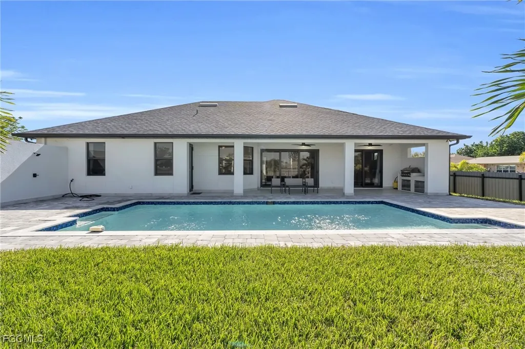 1103 SE 18th Street Cape Coral FL 33990