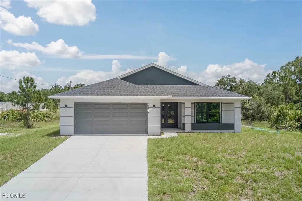1037 Cheney Avenue S Lehigh Acres FL 33974