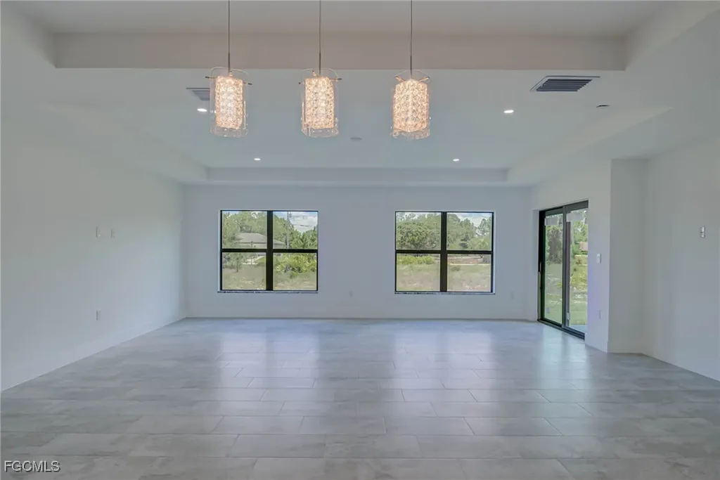 1037 Cheney Avenue S Lehigh Acres FL 33974