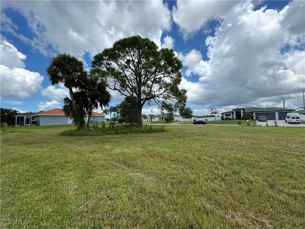 2014 NW 7th Terrace Cape Coral FL 33993