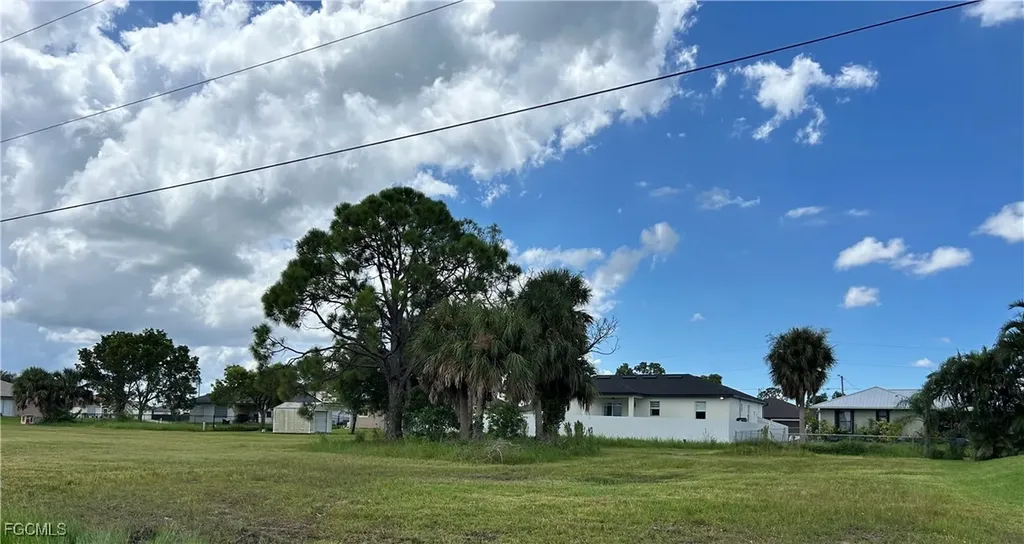 2014 NW 7th Terrace Cape Coral FL 33993