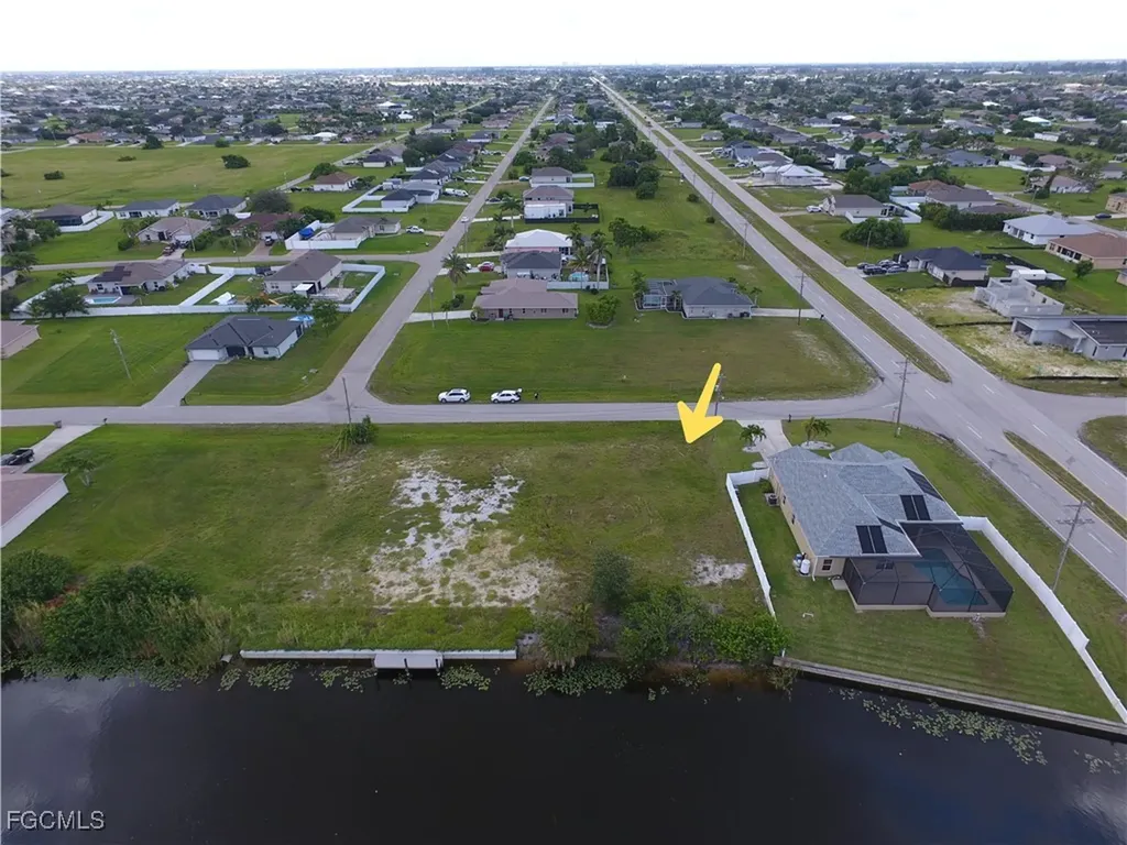 6 NW 29th Place Cape Coral FL 33993
