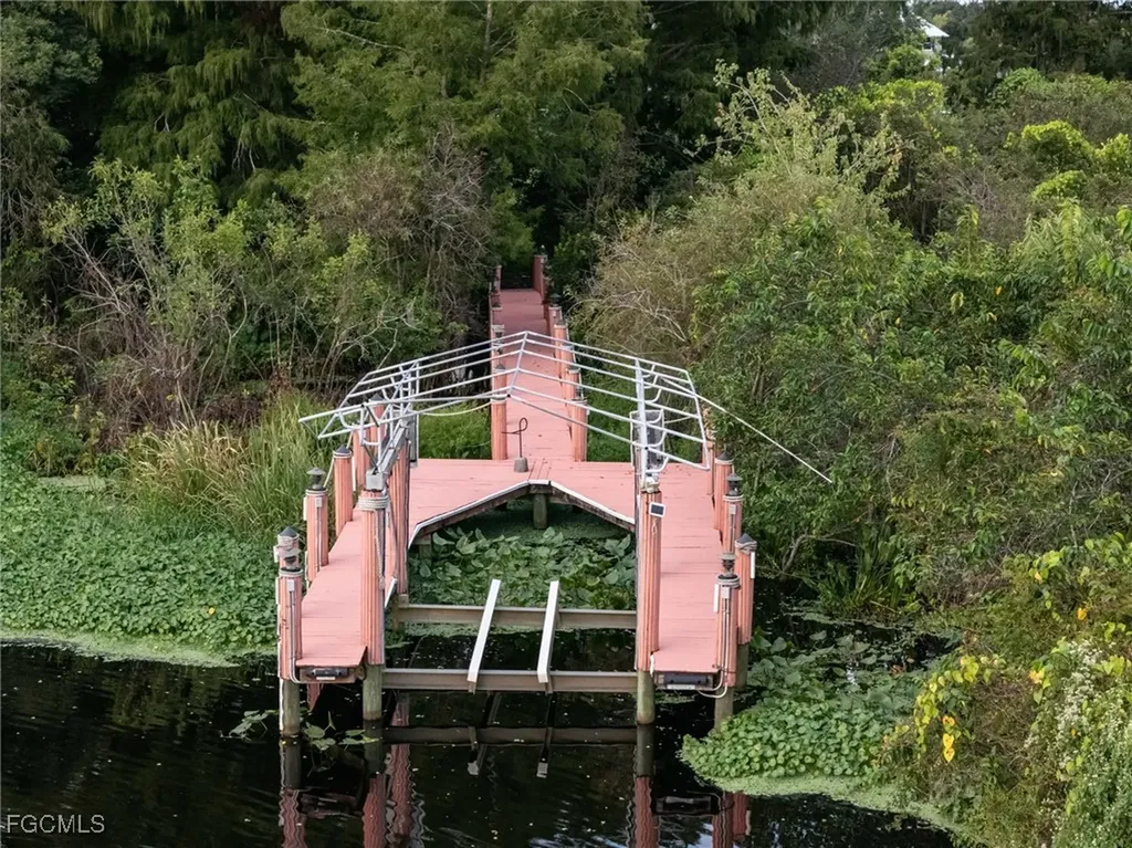 18161 Riverchase Court Alva FL 33920