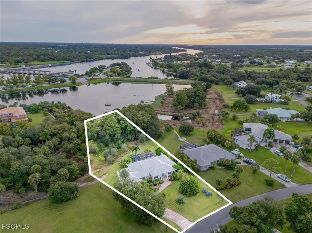 18161 Riverchase Court Alva FL 33920