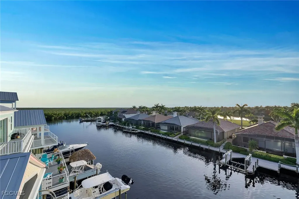 5870 Shell Cove Drive Cape Coral FL 33914