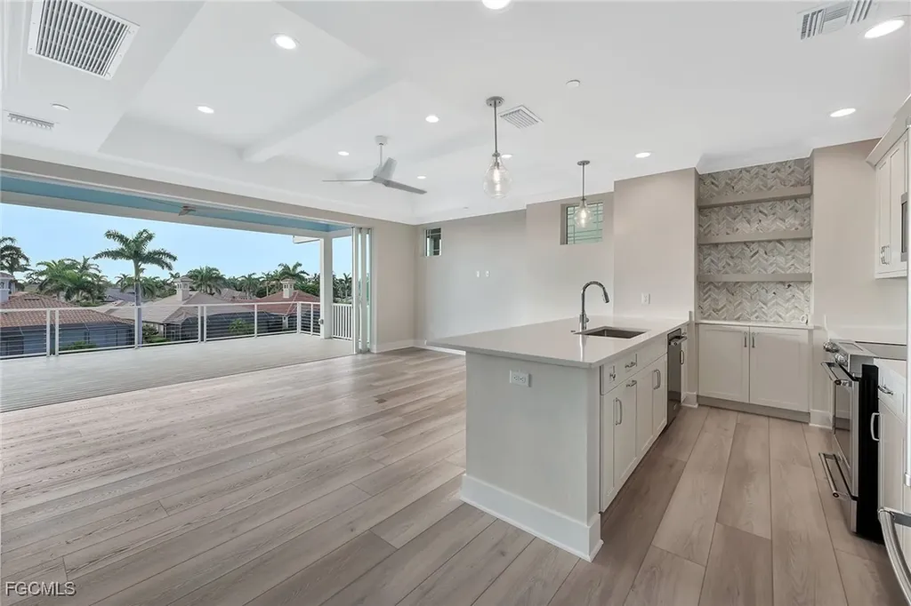 5870 Shell Cove Drive Cape Coral FL 33914