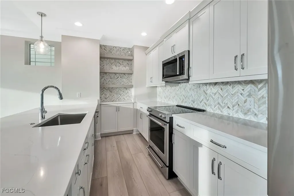 5870 Shell Cove Drive Cape Coral FL 33914