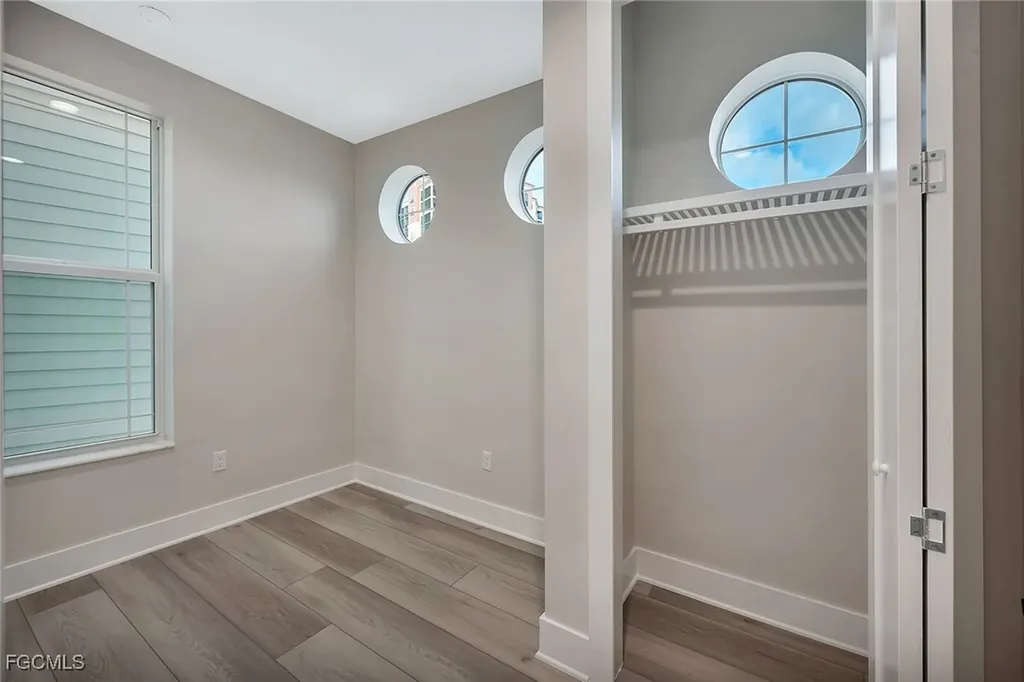 5870 Shell Cove Drive Cape Coral FL 33914