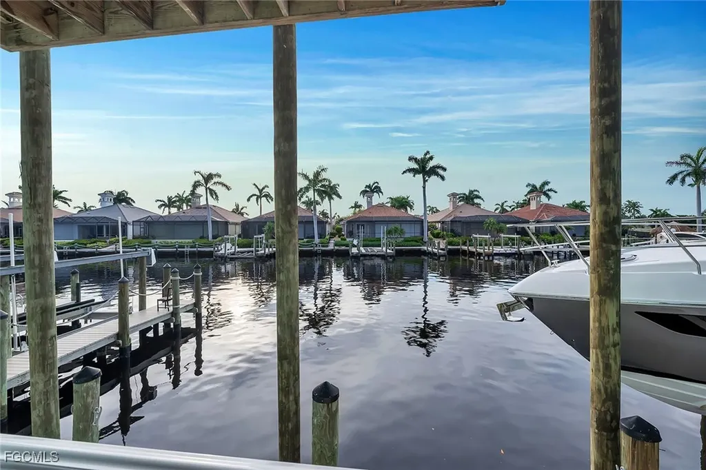 5870 Shell Cove Drive Cape Coral FL 33914