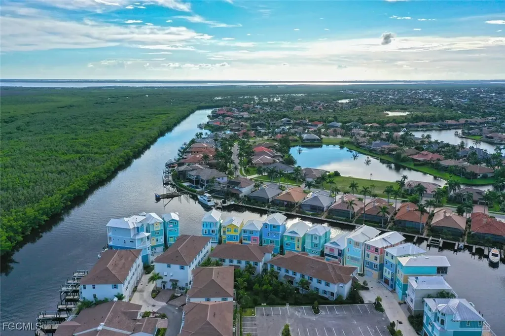 5870 Shell Cove Drive Cape Coral FL 33914