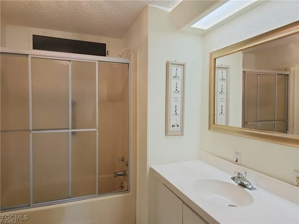 10401 Circle Pine Road North Fort Myers FL 33903