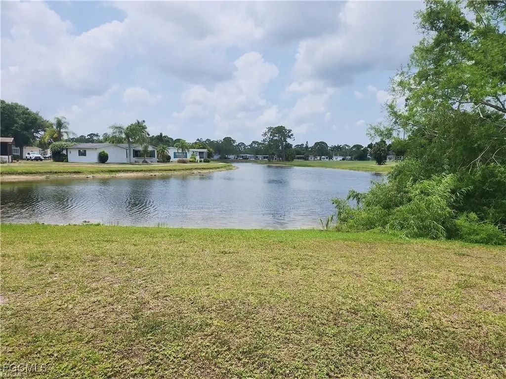 10401 Circle Pine Road North Fort Myers FL 33903