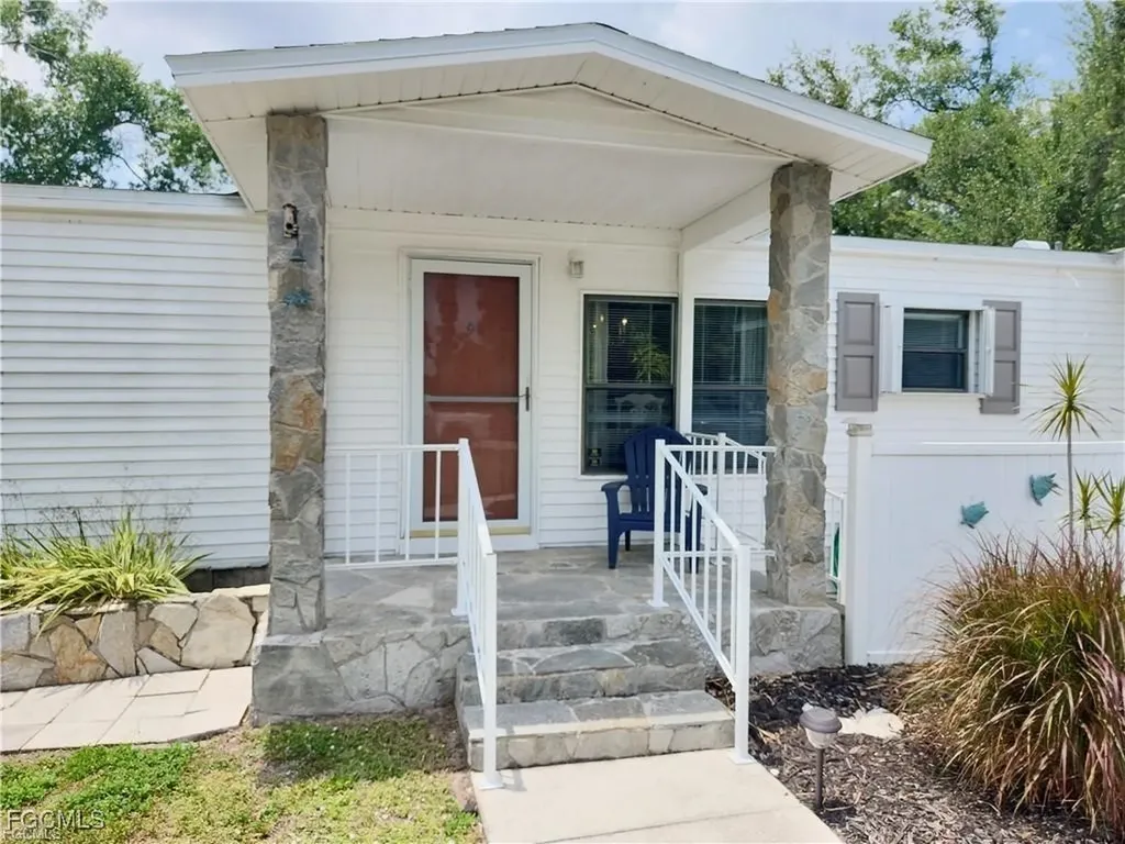 10401 Circle Pine Road North Fort Myers FL 33903