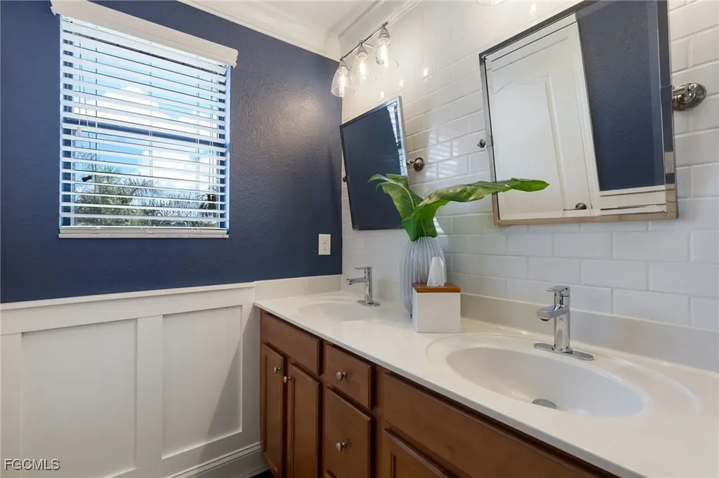 10924 Cherry Laurel Drive Fort Myers FL 33912