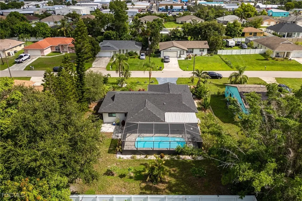 1432 SE 11th Street Cape Coral FL 33990