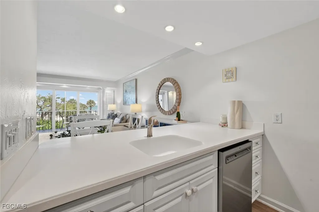 2523 Beach Villas Captiva FL 33924
