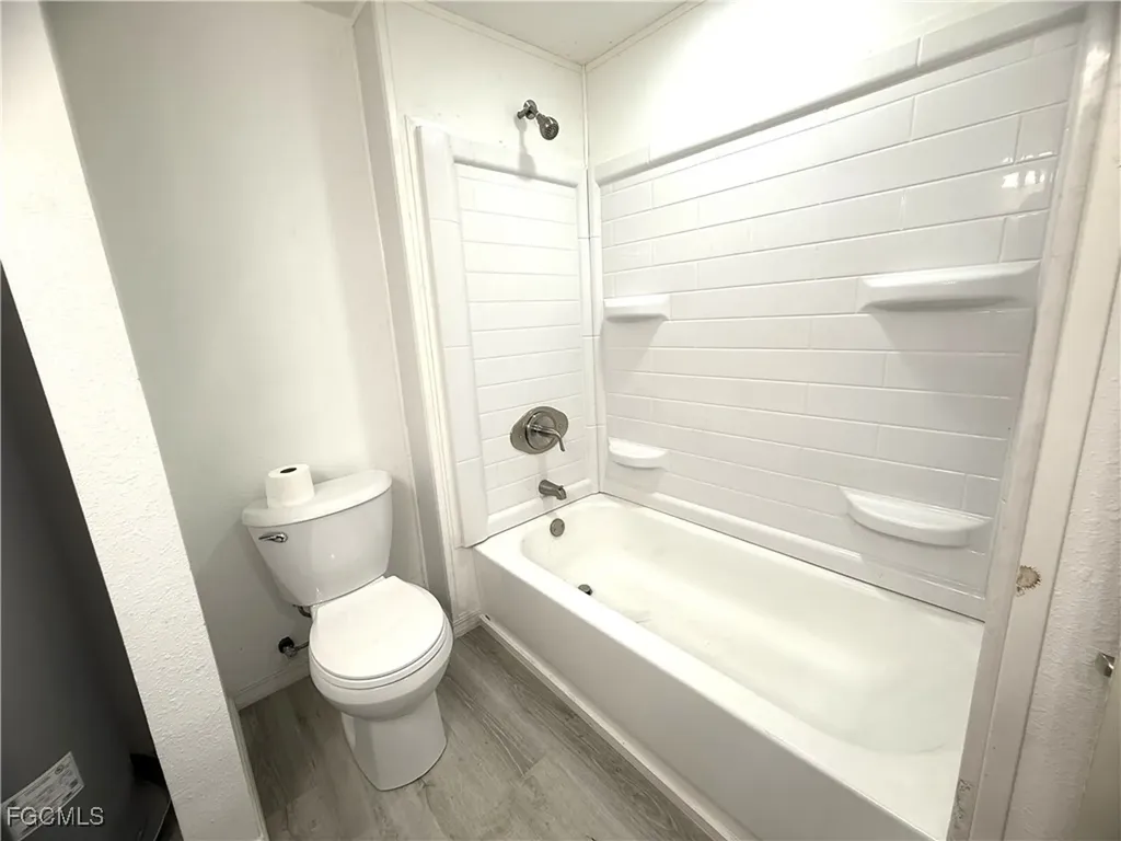 1982 Laurel Lane North Fort Myers FL 33917