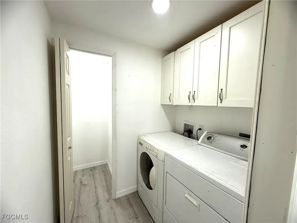 1982 Laurel Lane North Fort Myers FL 33917