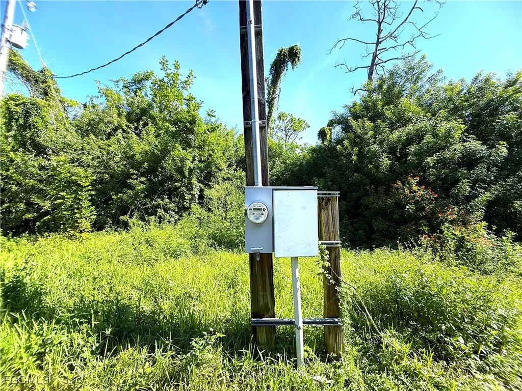 1982 Laurel Lane North Fort Myers FL 33917