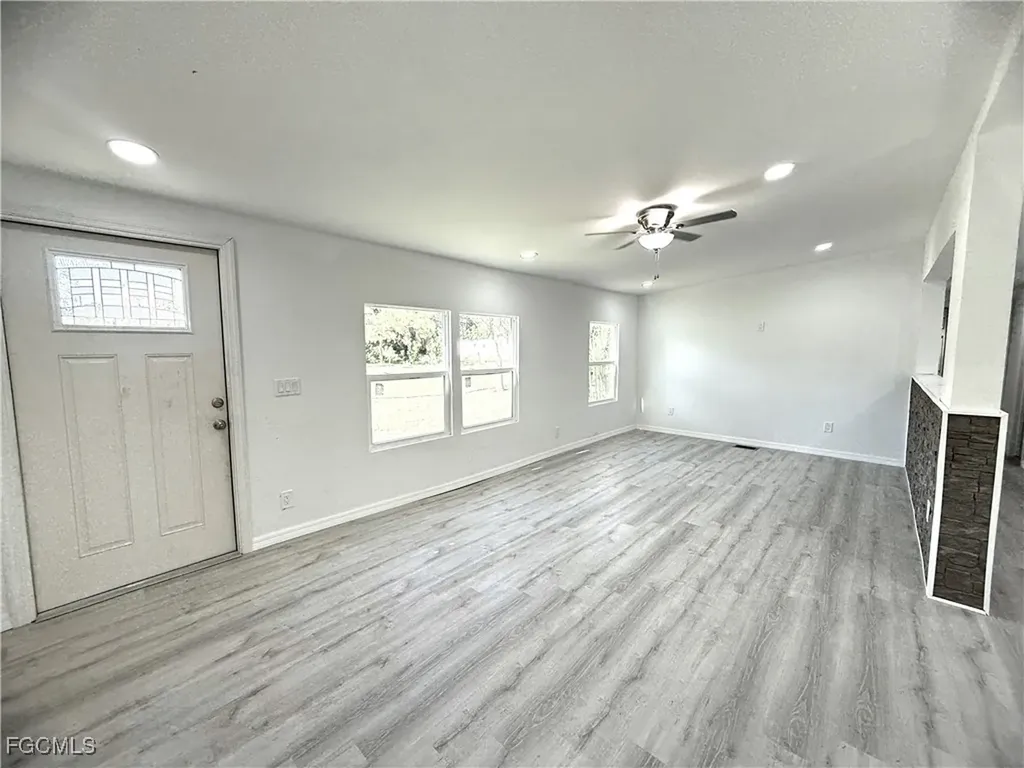 1982 Laurel Lane North Fort Myers FL 33917