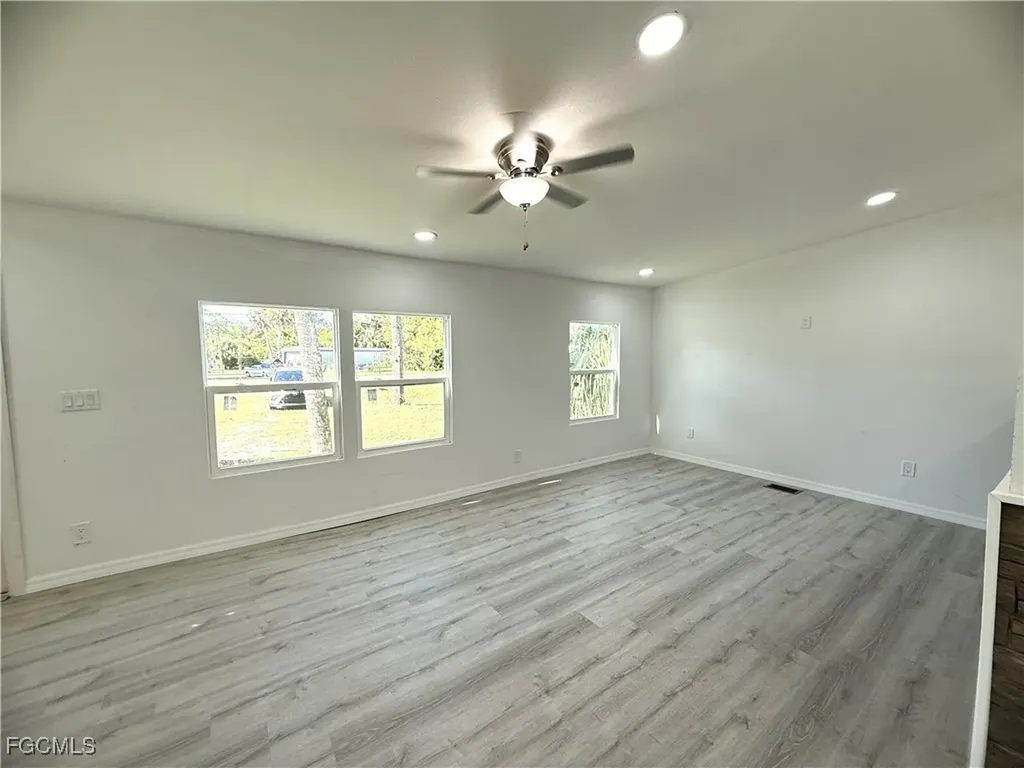 1982 Laurel Lane North Fort Myers FL 33917