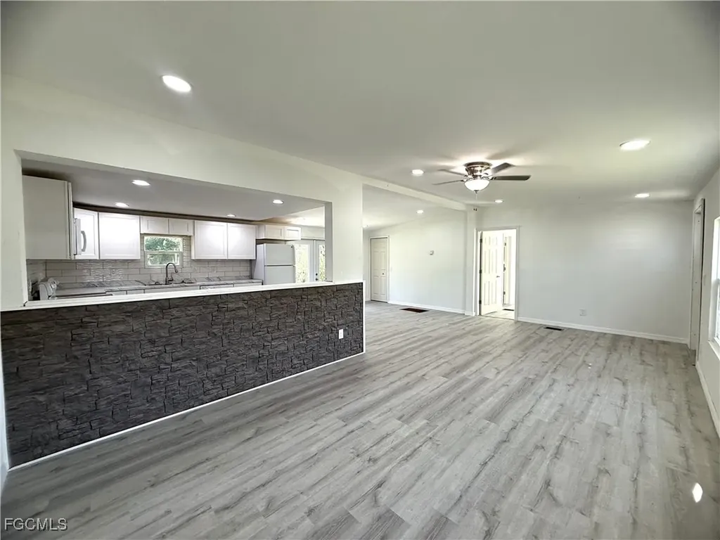 1982 Laurel Lane North Fort Myers FL 33917