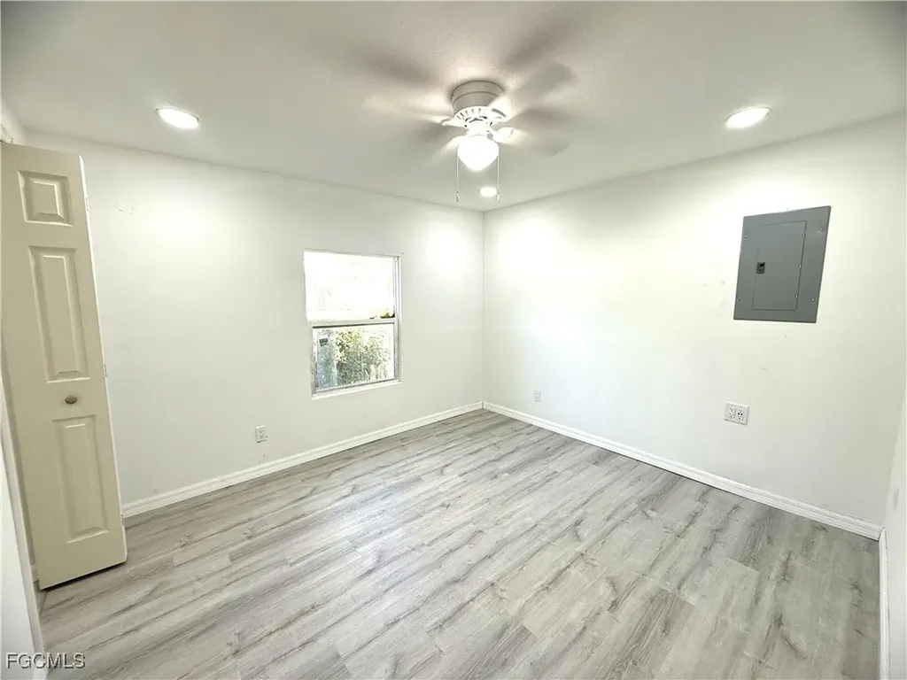 1982 Laurel Lane North Fort Myers FL 33917