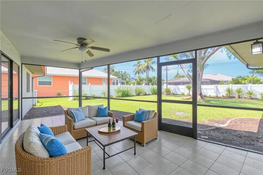 3430 SW 11th Avenue Cape Coral FL 33914