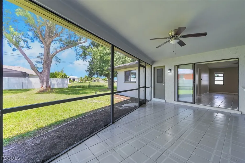 3430 SW 11th Avenue Cape Coral FL 33914