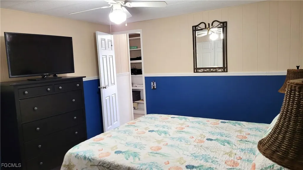 250 Hamlin Drive Fort Myers FL 33905