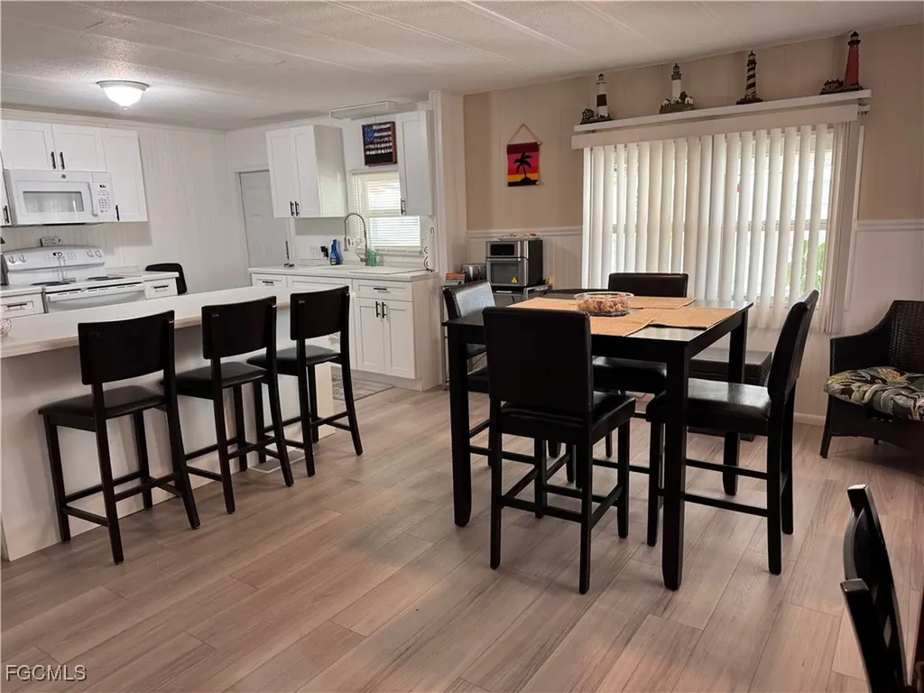 250 Hamlin Drive Fort Myers FL 33905