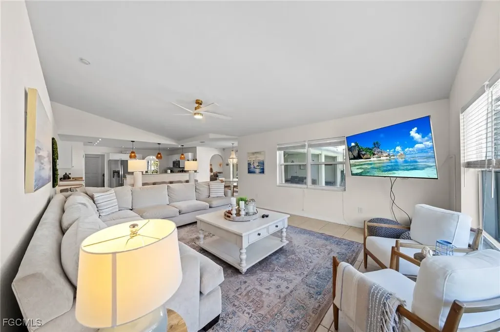 1309 SE 10th Terrace Cape Coral FL 33990