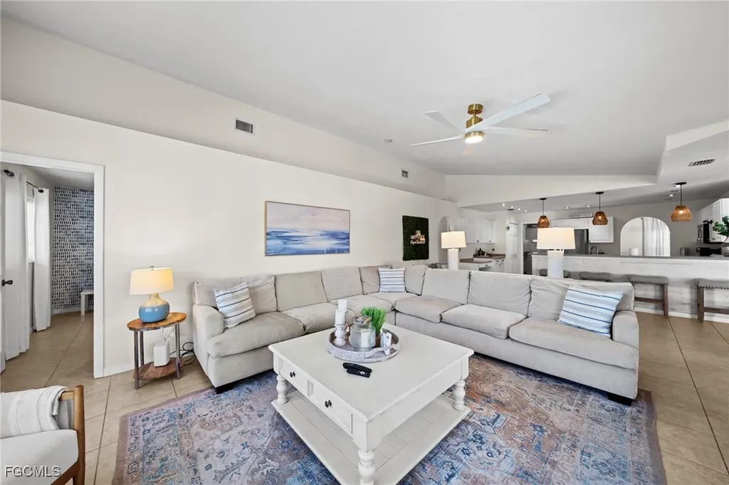 1309 SE 10th Terrace Cape Coral FL 33990