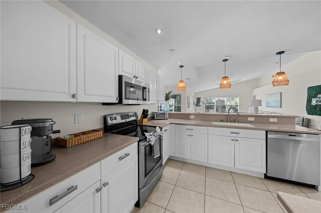 1309 SE 10th Terrace Cape Coral FL 33990