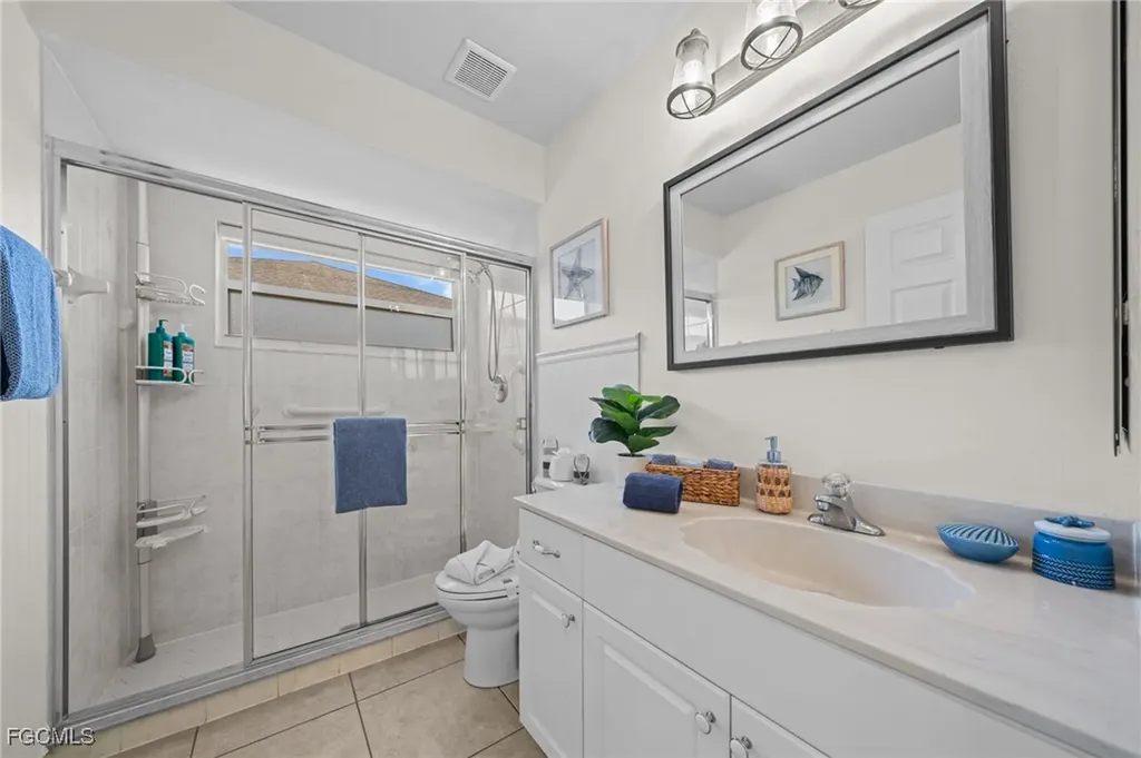 1309 SE 10th Terrace Cape Coral FL 33990