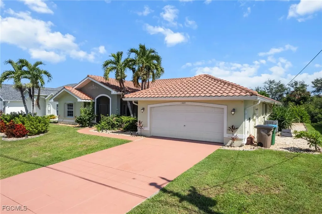1309 SE 10th Terrace Cape Coral FL 33990