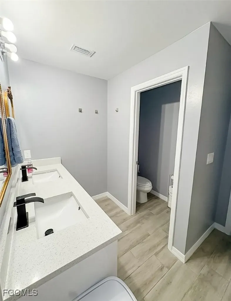 2914 NW 27th Street Cape Coral FL 33993