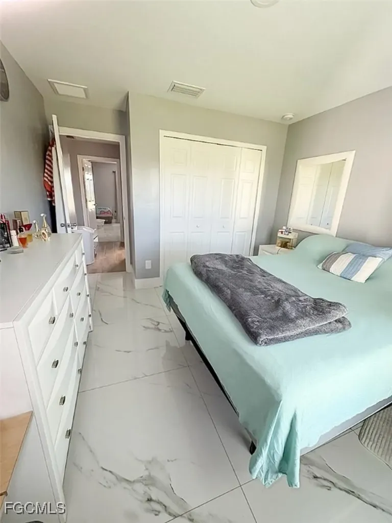 2914 NW 27th Street Cape Coral FL 33993