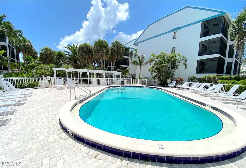 3111 Tennis Villas Captiva FL 33924