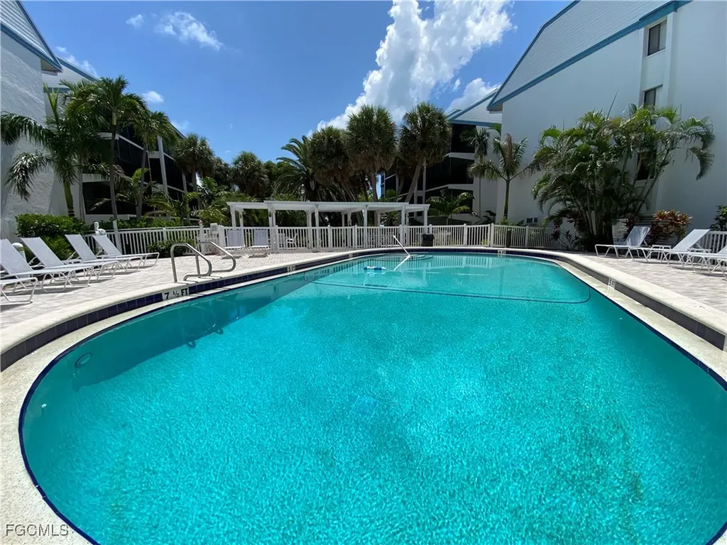 3111 Tennis Villas Captiva FL 33924