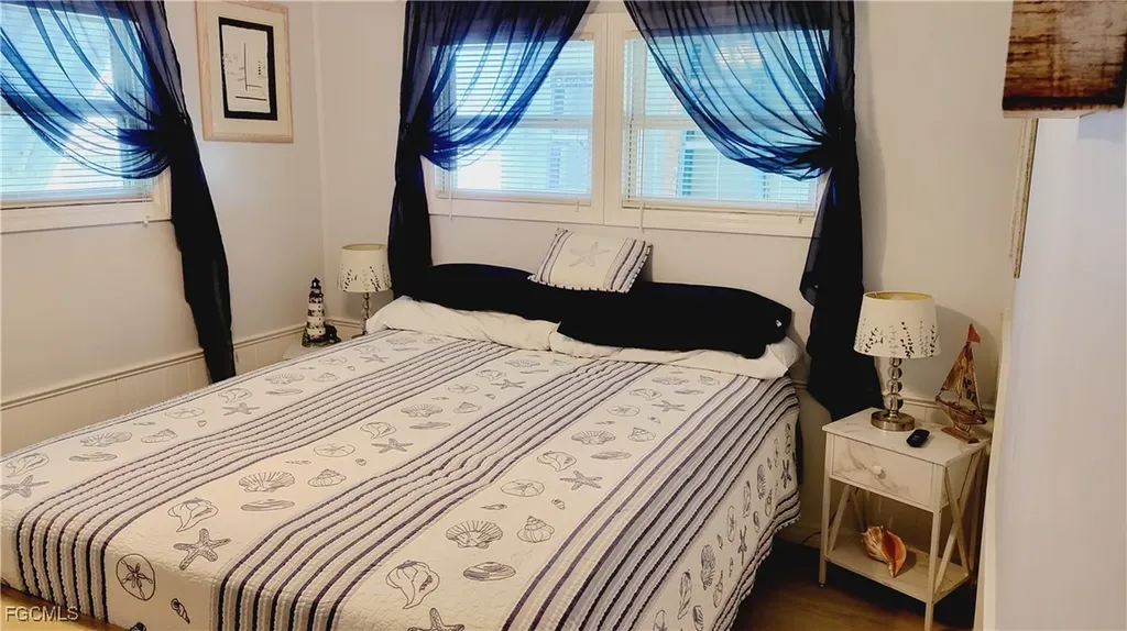 267 Shoreland Drive Fort Myers FL 33905