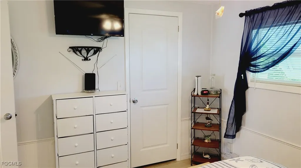 267 Shoreland Drive Fort Myers FL 33905