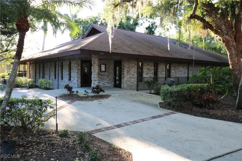 15631 Red Fox Run Fort Myers FL 33912