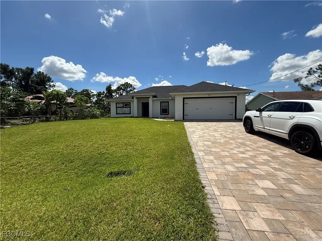 819 Alvin Avenue Lehigh Acres FL 33971