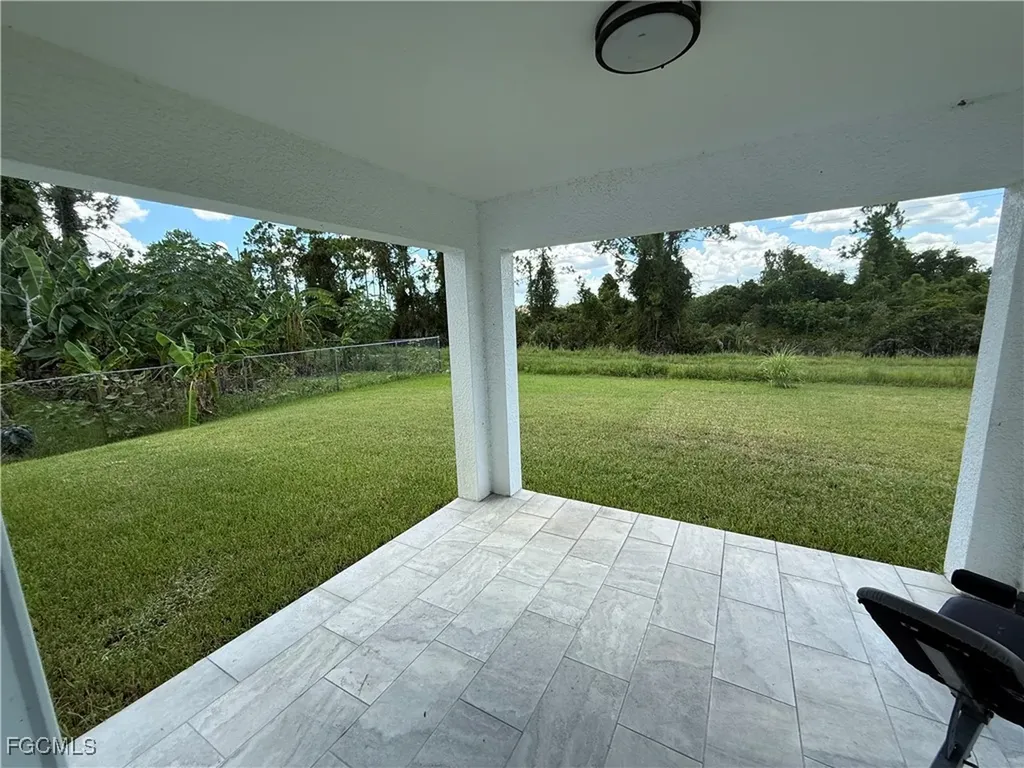 819 Alvin Avenue Lehigh Acres FL 33971