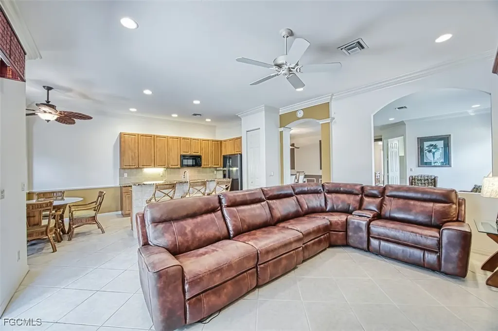 20084 Castlemaine Avenue Estero FL 33928